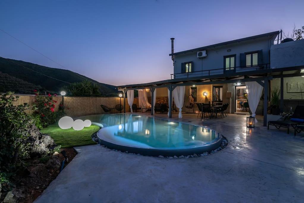 Vila Casa Del Miele, Private Pool, Bbq, Mountain View. Alikianos Exteriér fotografie