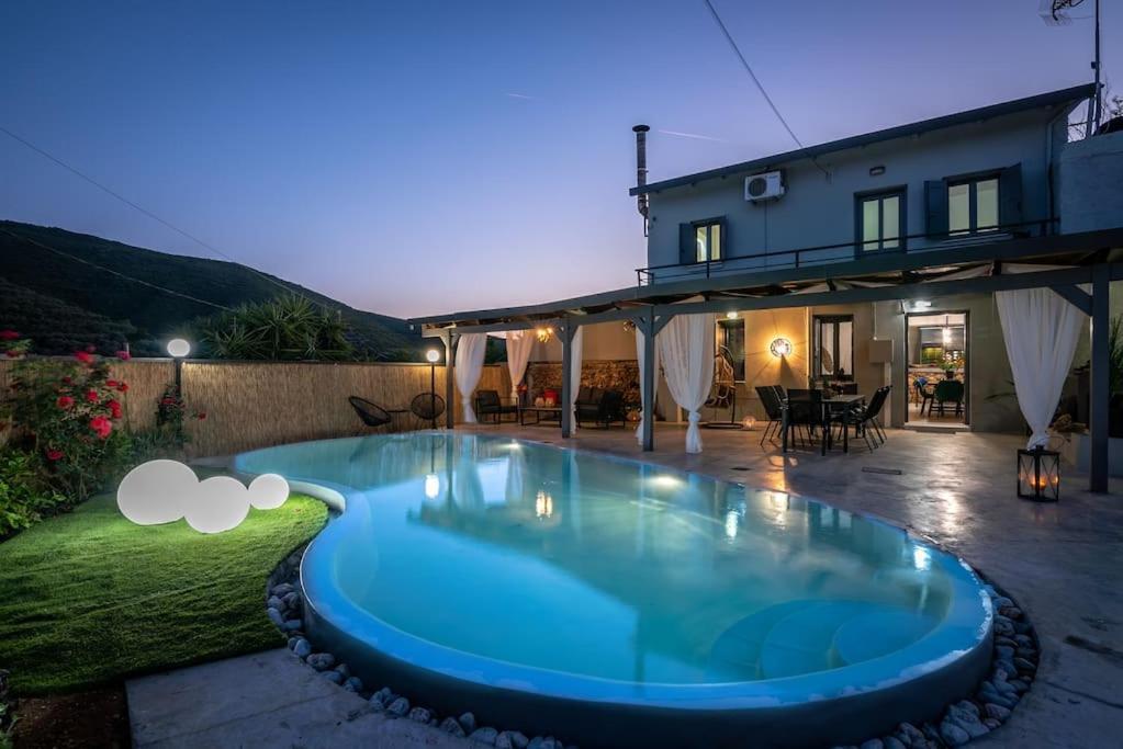 Vila Casa Del Miele, Private Pool, Bbq, Mountain View. Alikianos Exteriér fotografie